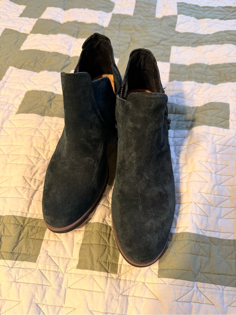 Reef Suede Booties Black (Maybe waterproof?